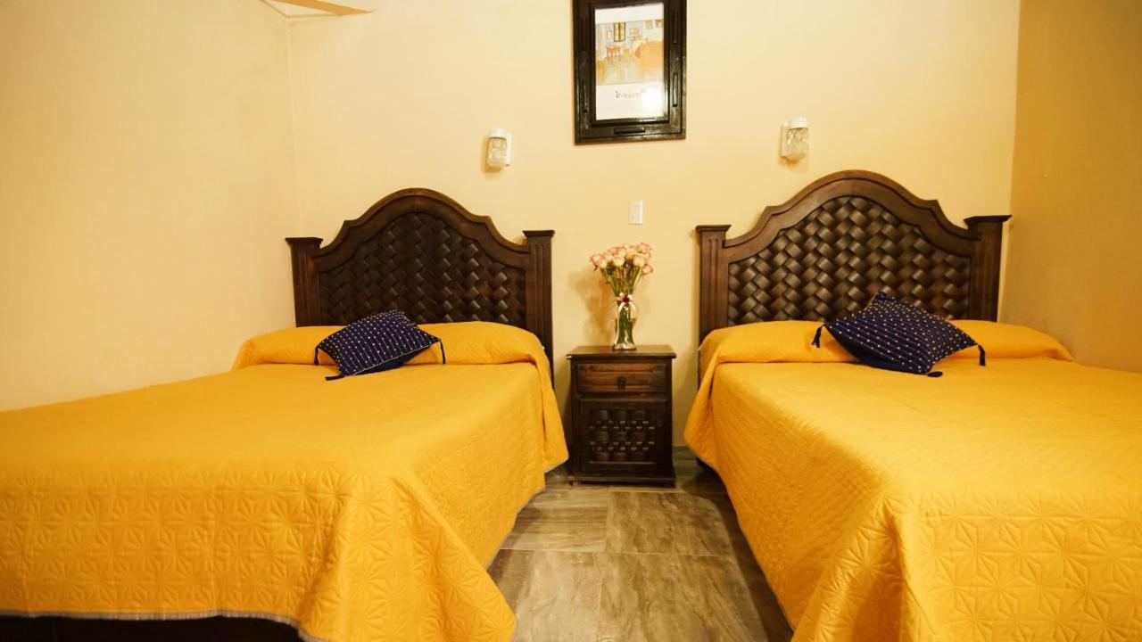 Hotel Palacio De Moctezuma San Cristóbal de Las Casas エクステリア 写真