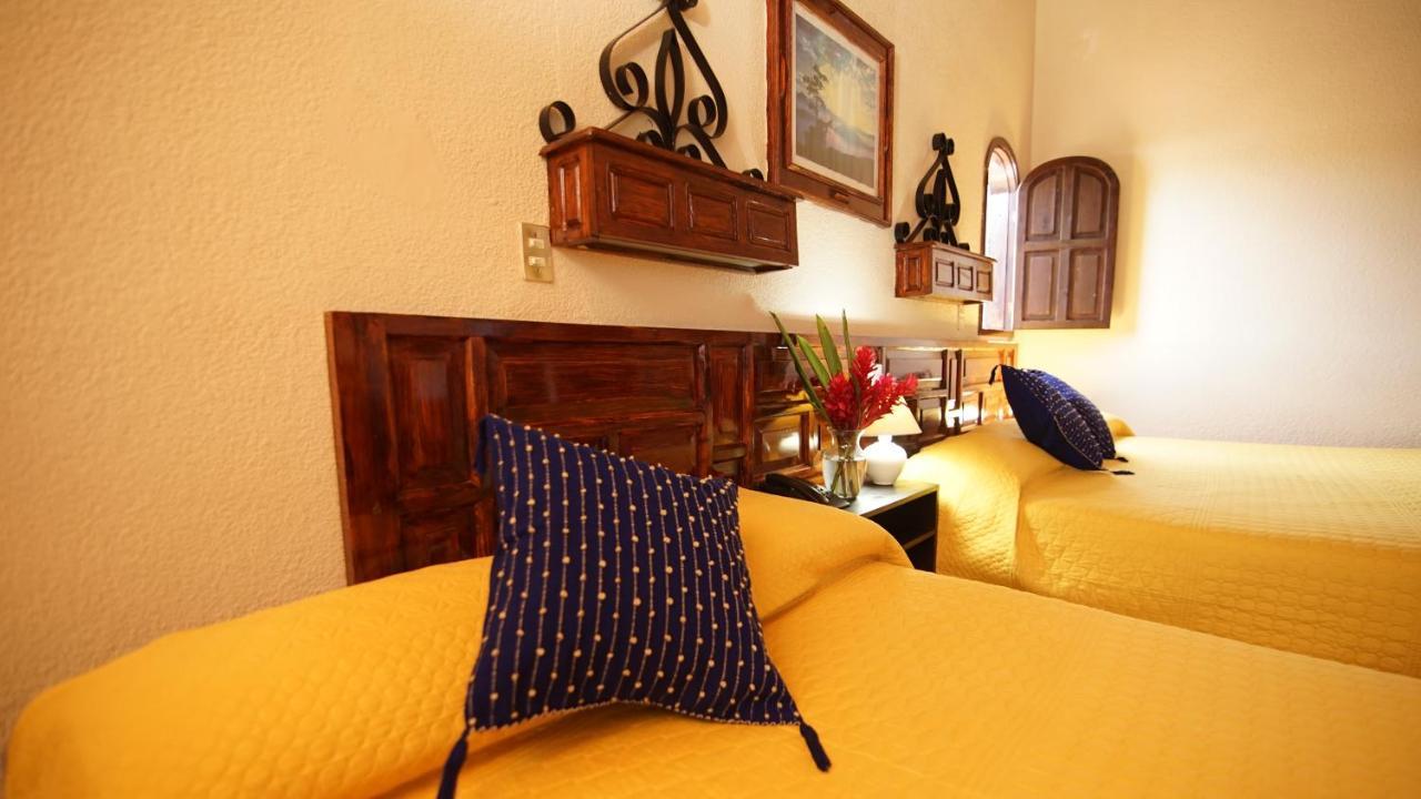 Hotel Palacio De Moctezuma San Cristóbal de Las Casas エクステリア 写真